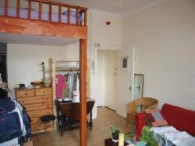 			Studio Apartment, 1 bath, 1 reception Flat			 Shoot Up Hill, KILBURN NW2