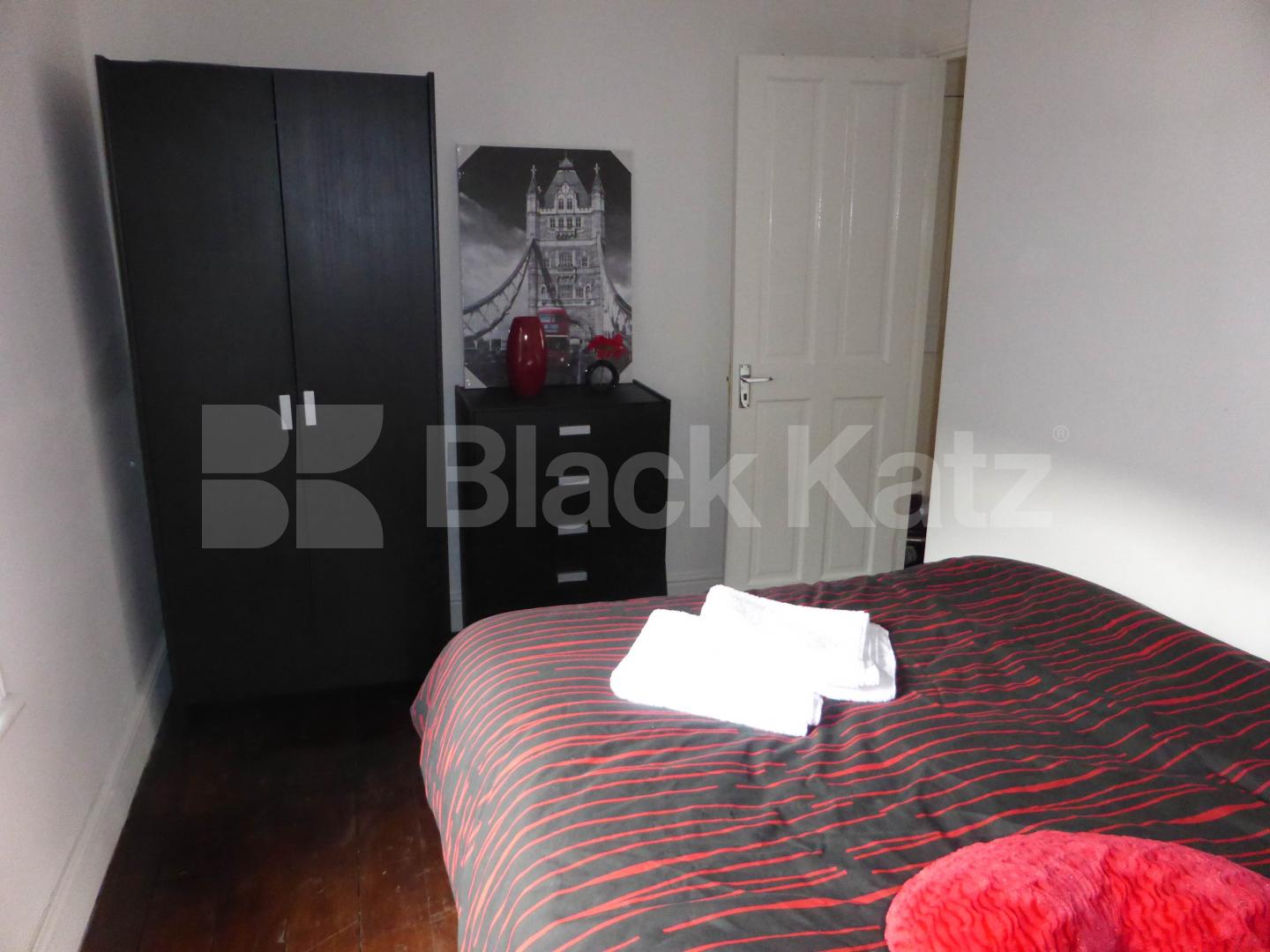 			UNDER OFFER, 2 Bedroom, 1 bath, 1 reception Apartment			 Morrish Road, Brixton