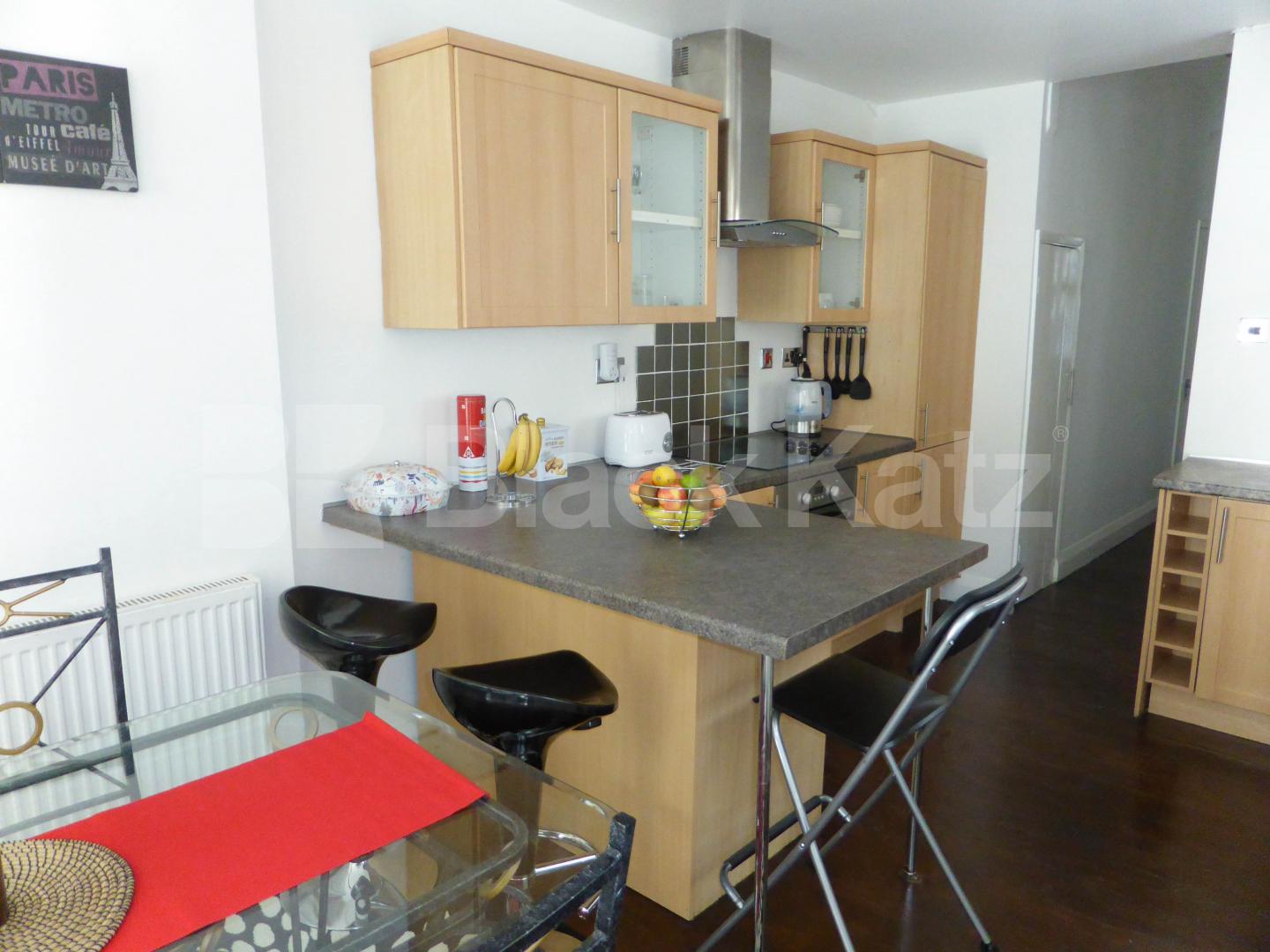 			UNDER OFFER, 2 Bedroom, 1 bath, 1 reception Apartment			 Morrish Road, Brixton