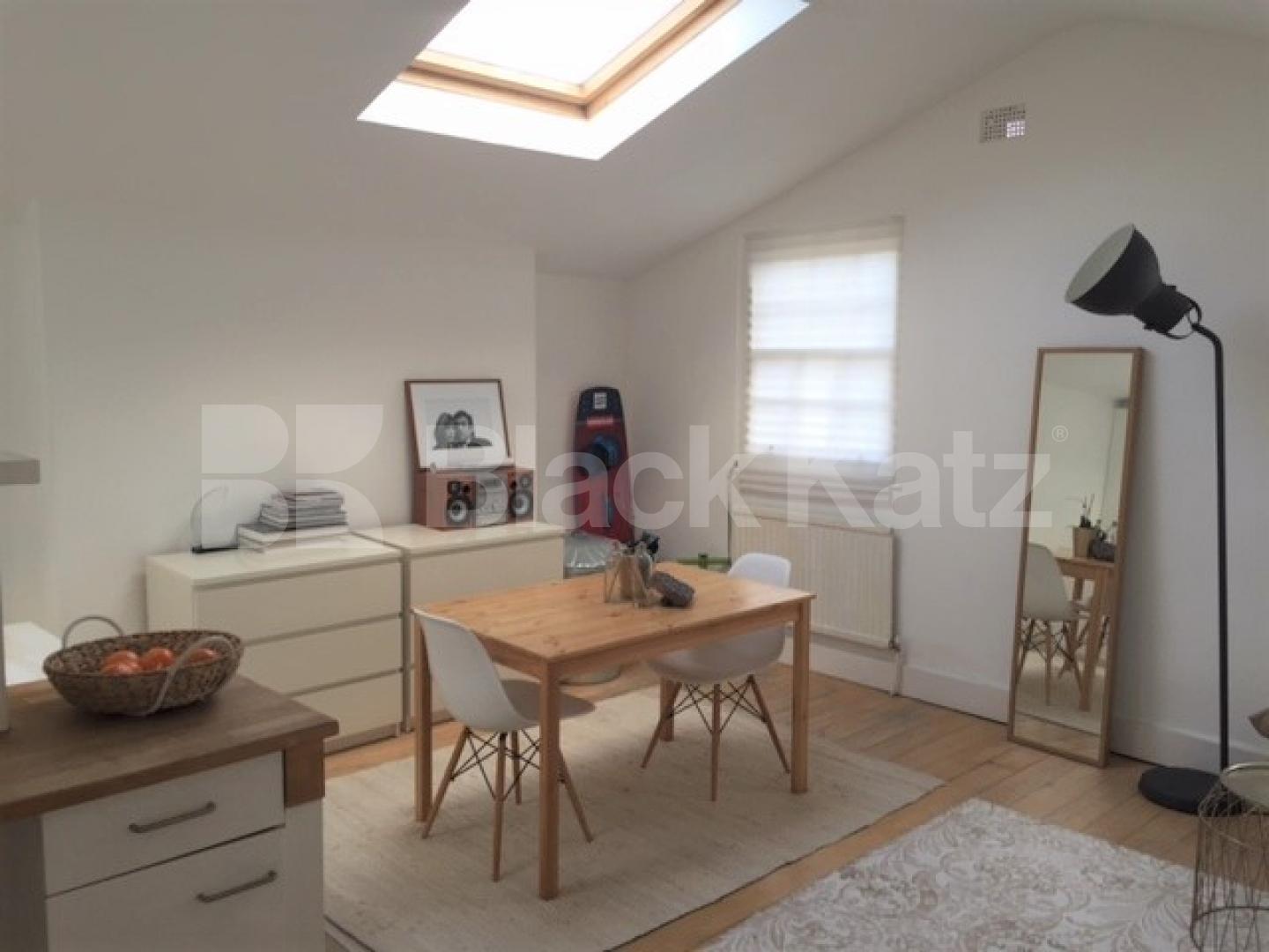 			New Instruction, Studio Apartment, 1 bath, 1 reception Flat			 Liverpool Road, BARNSBURY 