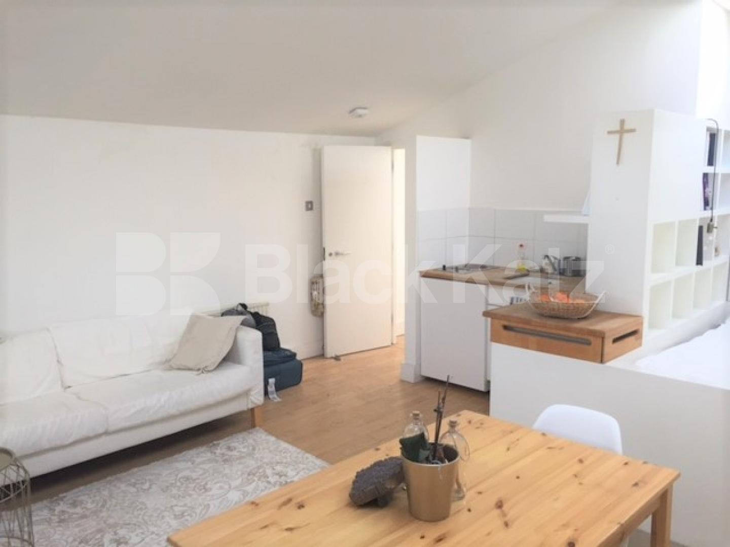 			New Instruction, Studio Apartment, 1 bath, 1 reception Flat			 Liverpool Road, BARNSBURY 