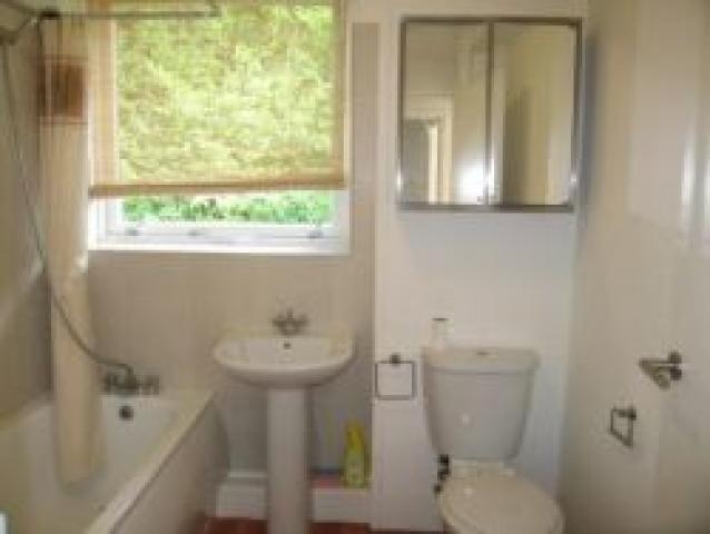 			NEW INSTRUCTION, 3 Bedroom, 1 bath, 1 reception Flat			 Branch Hill, HAMPSTEAD