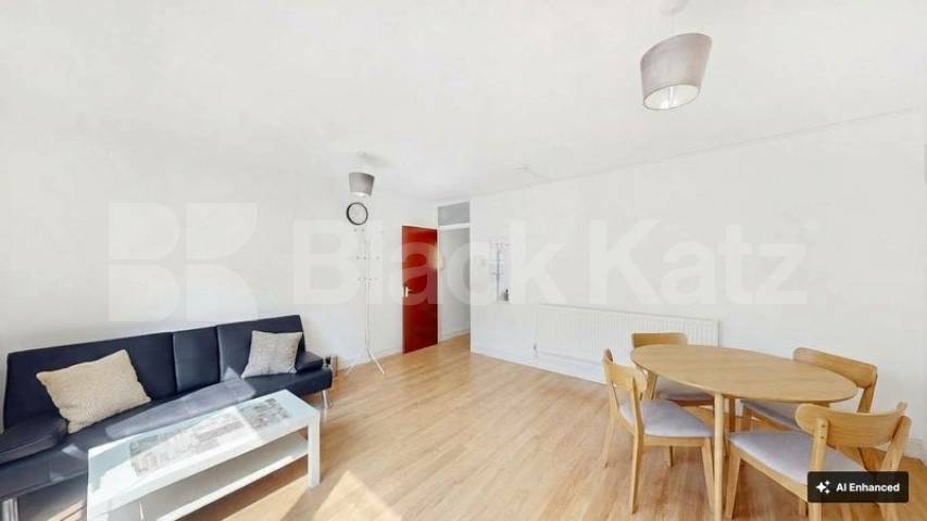 Fantastic spacious 3 bed walking distance to UCL, SOAS & ROYAL VET COLLEGE Plender Street, Camden