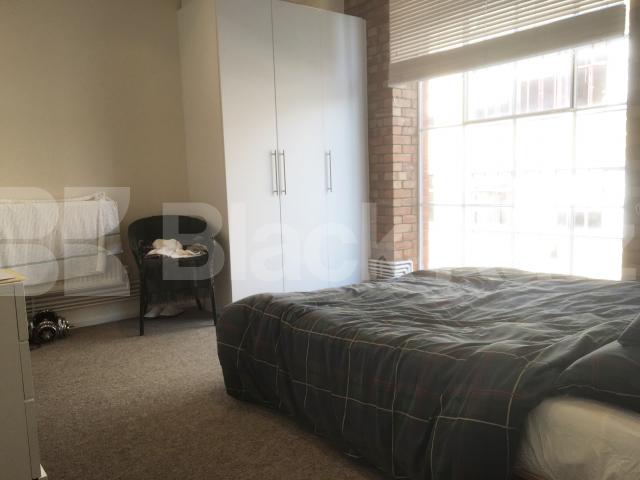 			WAREHOUSE CONVERSION, 2 Bedroom, 1 bath, 1 reception Flat			 Henshall Street, ISLINGTON/CANONBURY