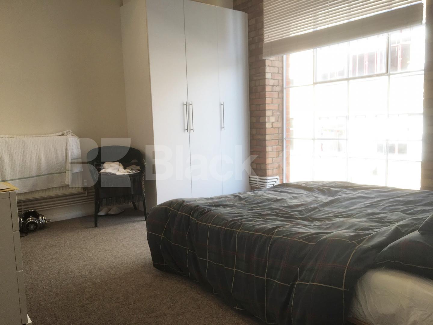 			WAREHOUSE CONVERSION, 2 Bedroom, 1 bath, 1 reception Flat			 Henshall Street, ISLINGTON/CANONBURY