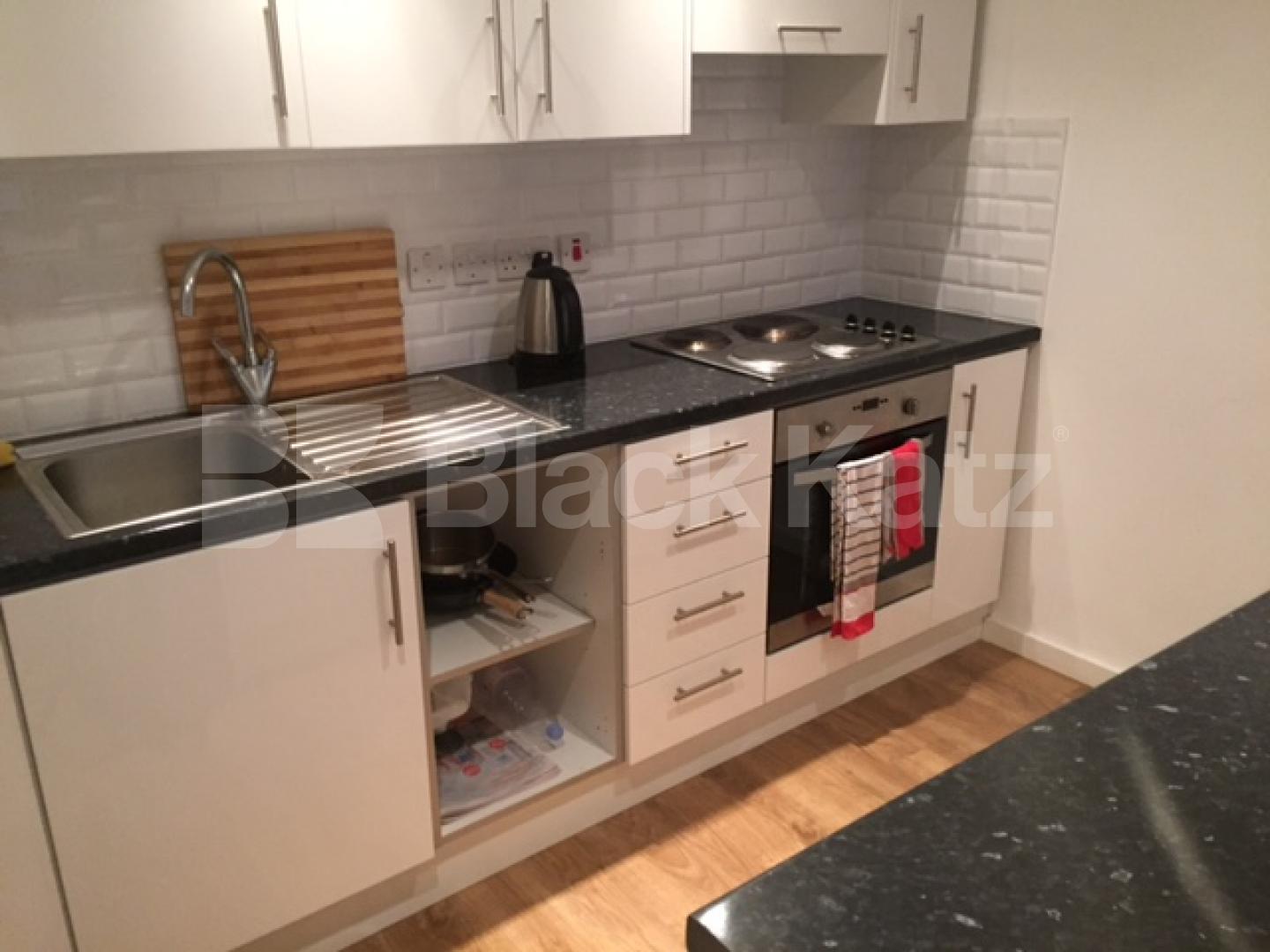 			New Instruction, Studio Apartment, 1 bath, 1 reception Flat			 Fonthill Road, FINSBURY PARK