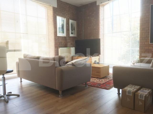 			WAREHOUSE CONVERSION, 2 Bedroom, 1 bath, 1 reception Flat			 Henshall Street, ISLINGTON/CANONBURY