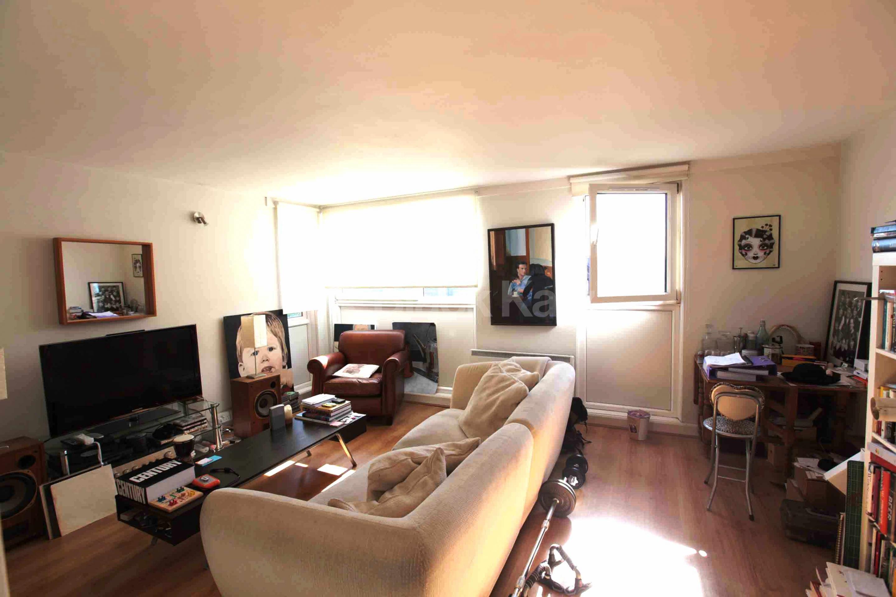 			NEW INSTRUCTION!, 2 Bedroom, 1 bath, 1 reception Flat			 Crayford Road, HOLLOWAY N7