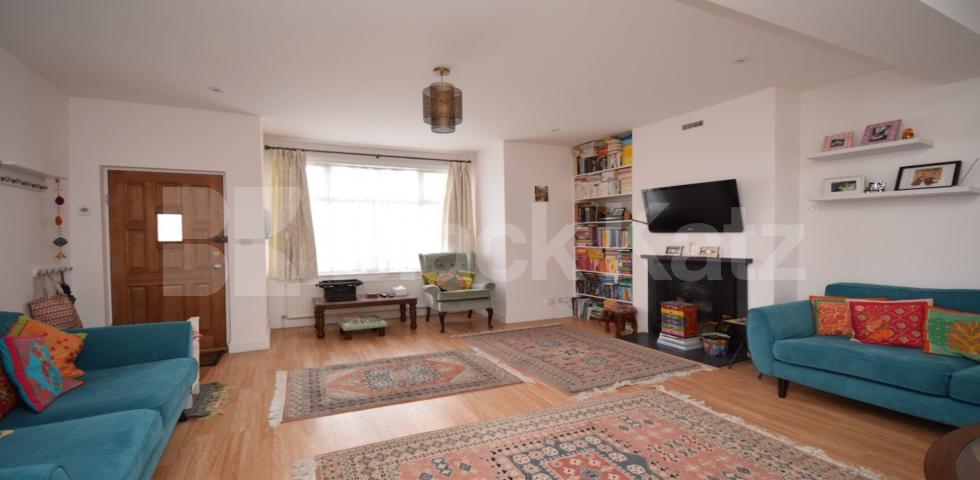 			3 Bedroom, 1 bath, 1 reception House			 Granville Road, Noel Park - Wood Green