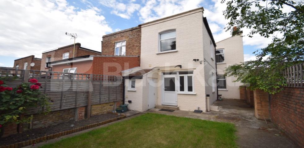 			3 Bedroom, 1 bath, 1 reception House			 Granville Road, Noel Park - Wood Green