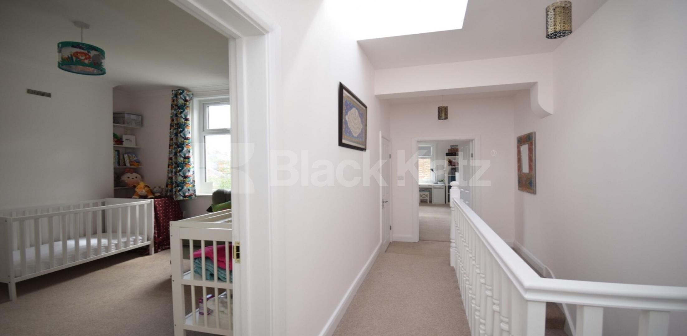 			3 Bedroom, 1 bath, 1 reception House			 Granville Road, Noel Park - Wood Green