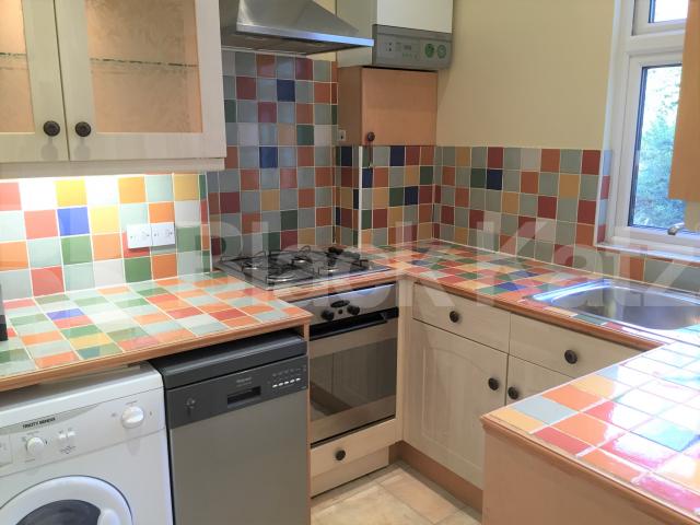 			New Instruction, 2 Bedroom, 1 bath, 1 reception Flat			 Florence Road, FINSBURY PARK-STROUD GREEN