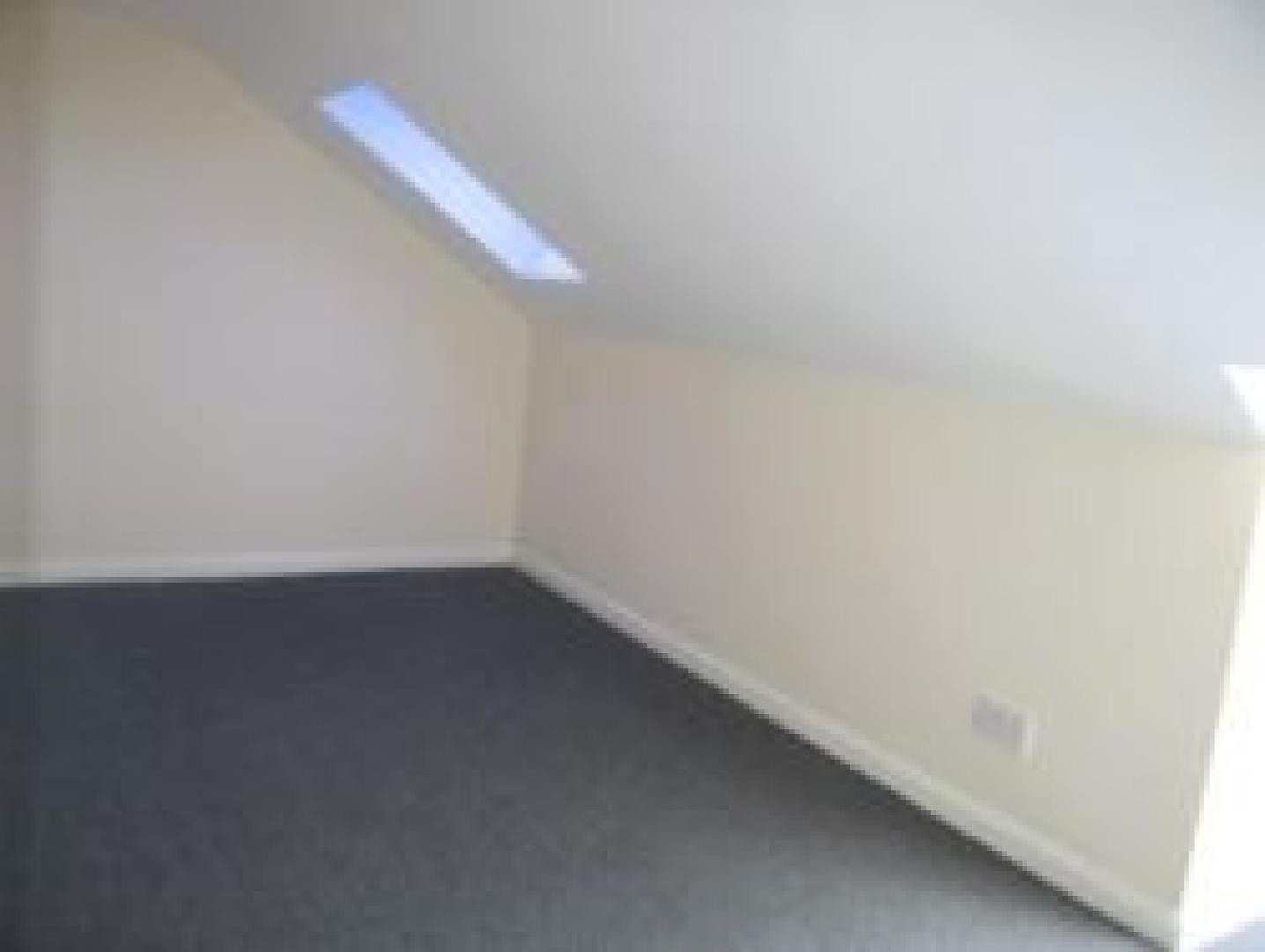 			3 Bedroom, 1 bath, 1 reception Flat			 Lancaster Road, DOLLIS HILL NW10