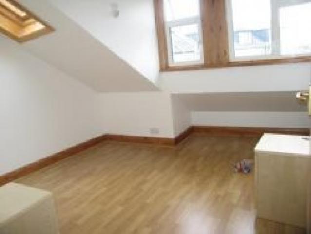 			2 Bedroom, 1 bath, 1 reception Flat			 Burnley Road, DOLLIS HILL