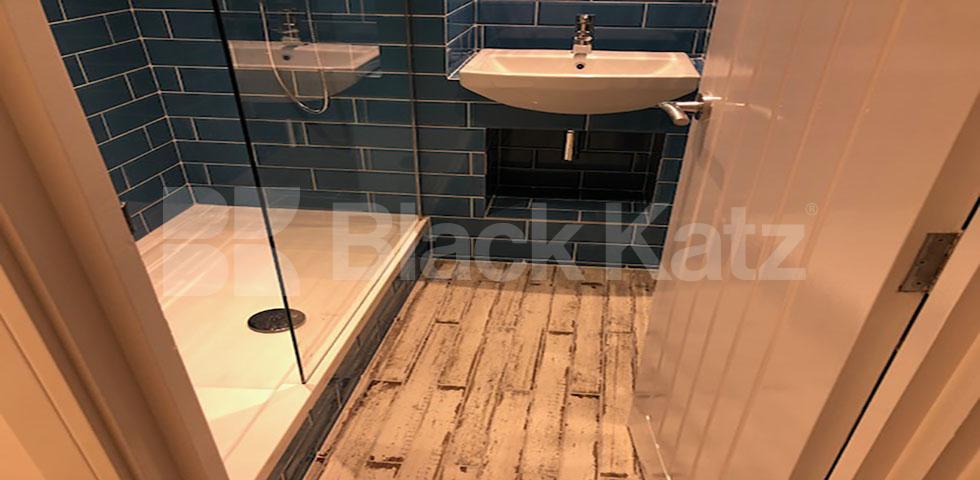 			NEW INSTRUCTION , 3 Bedroom, 1 bath, 1 reception Apartment			 Thomas Road , Limehouse/Mile End