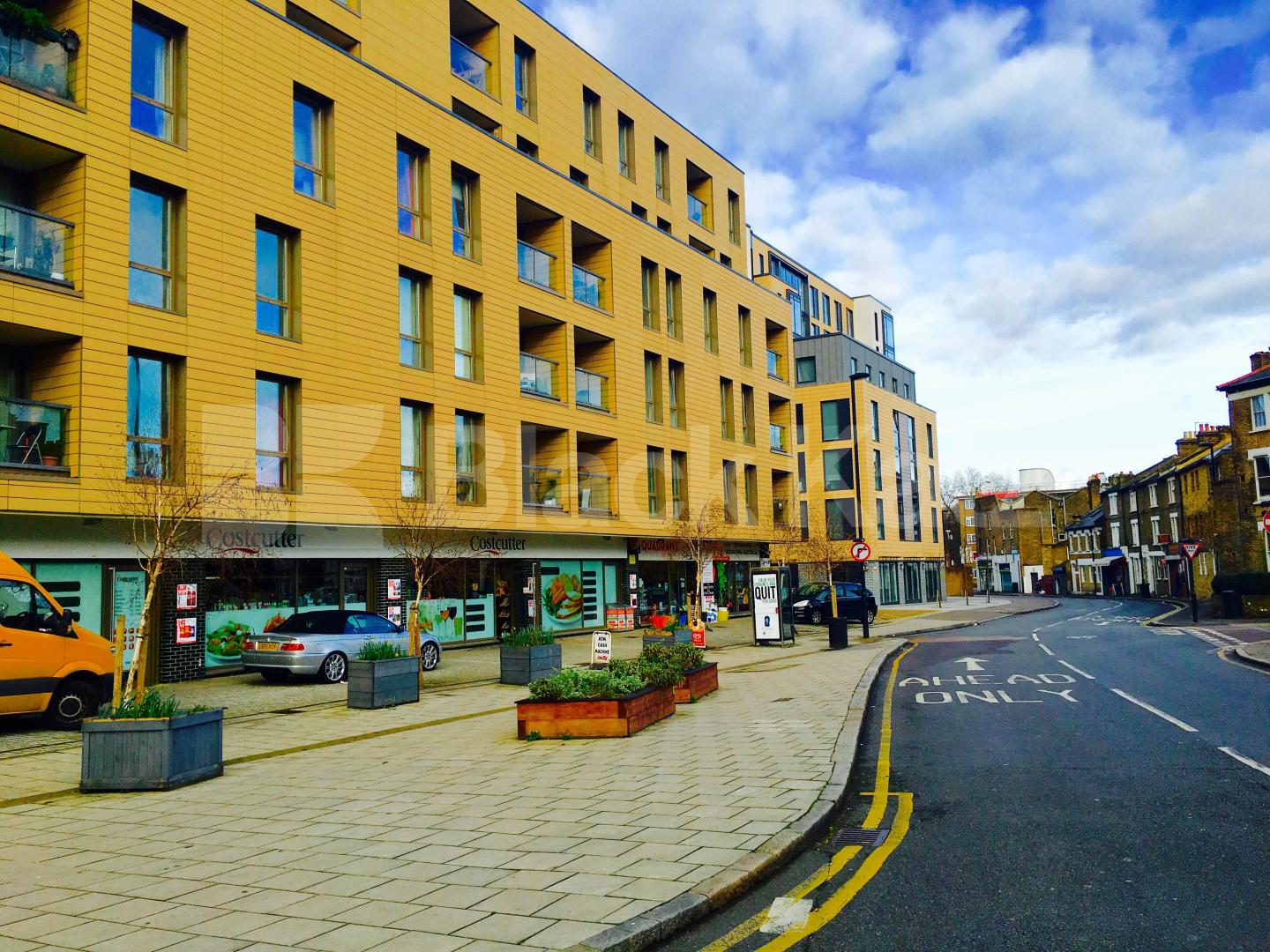 			NEW INSTRUCTION  (Includes Parking, water rates and council tax), 1 Bedroom, 1 bath, 1 reception Apartment			 Oak Square, Clapham North/Brixton