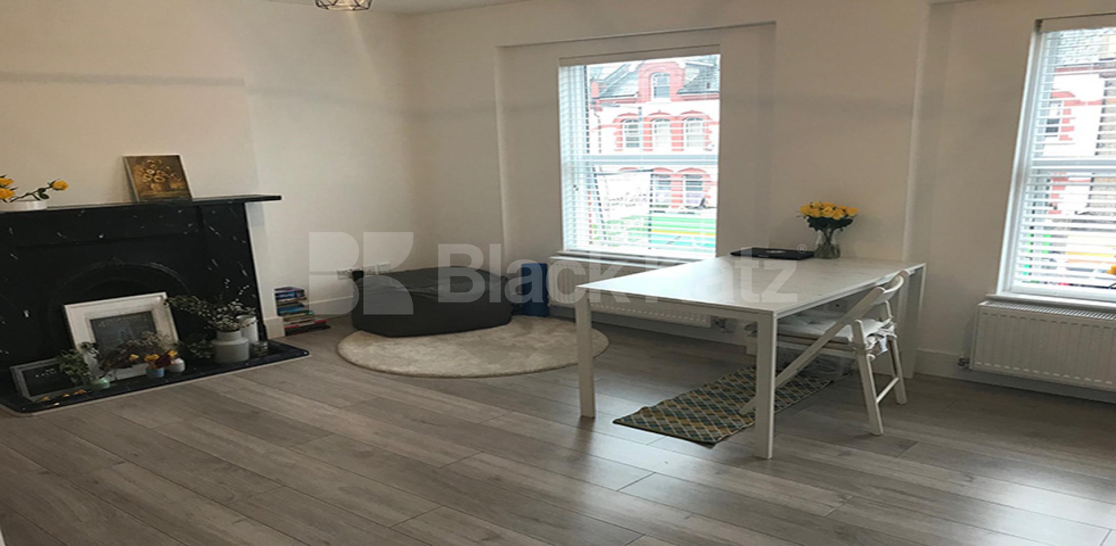 			New Instruction!, 1 Bedroom, 1 bath, 1 reception Flat			 Ferme Park Road, Finsbury Park / Crouch End