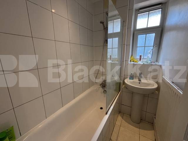 Prime SE1 location Bath Terrace, London Bridge