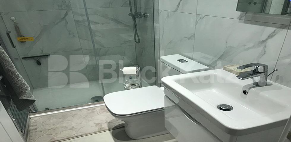 			New Instruction!, 1 Bedroom, 1 bath, 1 reception Flat			 Ferme Park Road, Finsbury Park / Crouch End