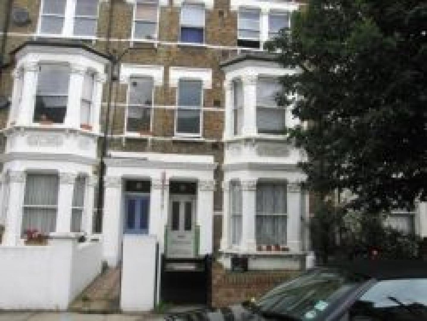 			2 Bedroom, 1 bath, 1 reception Flat			 Denholme Road, QUEENS PARK/MAIDA VALE W9