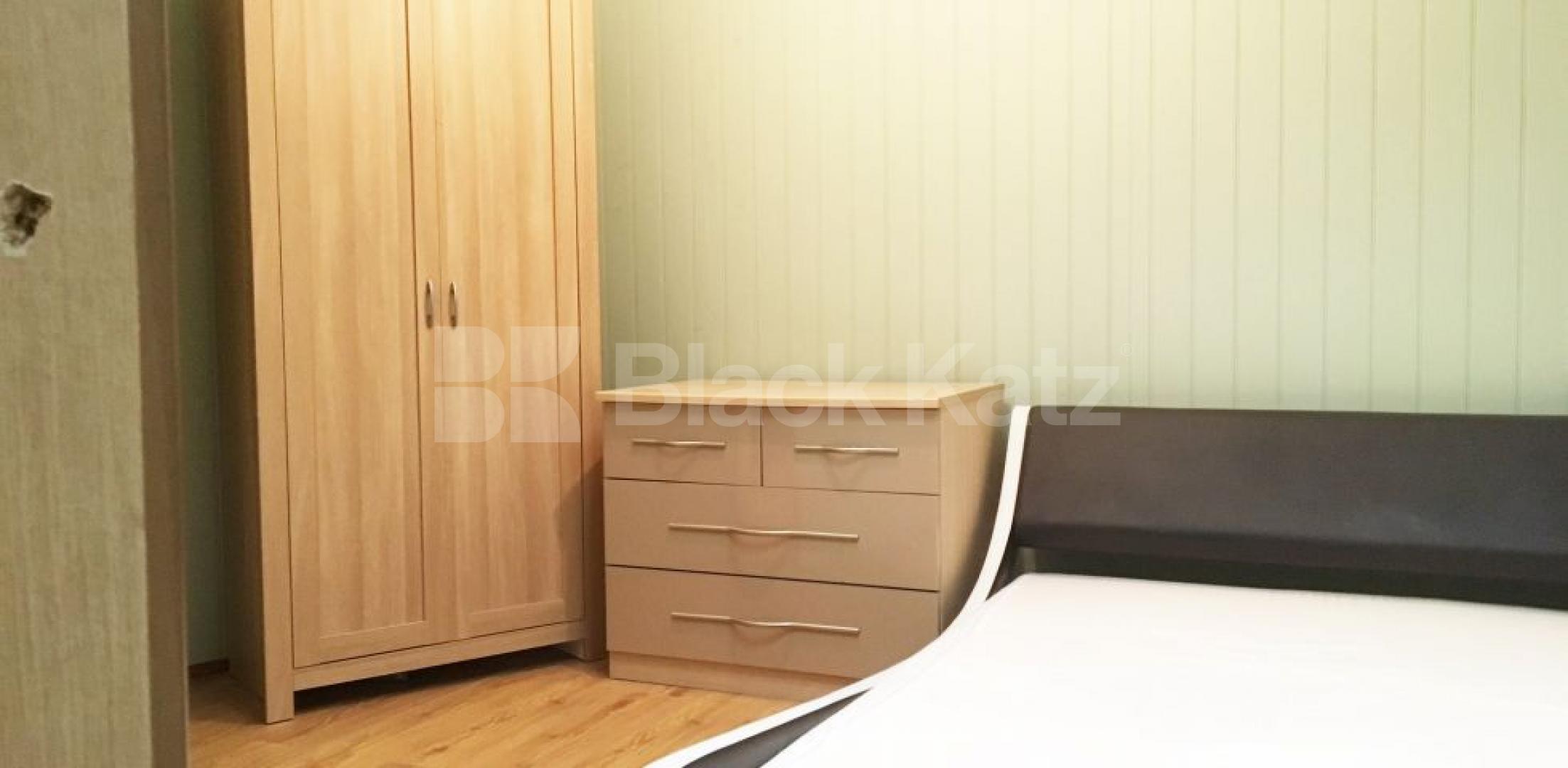			INCULSIVE OF ALL BILLS!, 1 Bedroom, 1 bath, 1 reception Flat			 King's Cross Road, KING'S CROSS