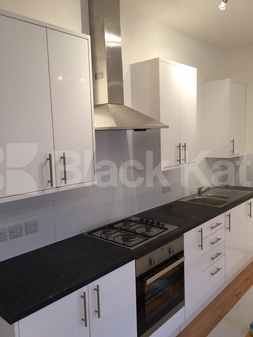 			NEW INSTRUCTION!, 3 Bedroom, 1 bath, 1 reception Flat			 Hillmarton Road, ISLINGTON