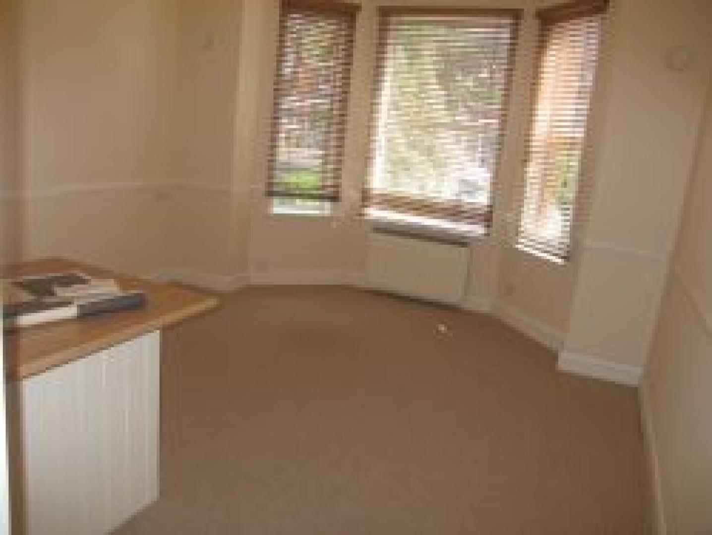 			3 Bedroom, 1 bath, 1 reception Flat			 Walm Lane, WILLESDEN GREEN