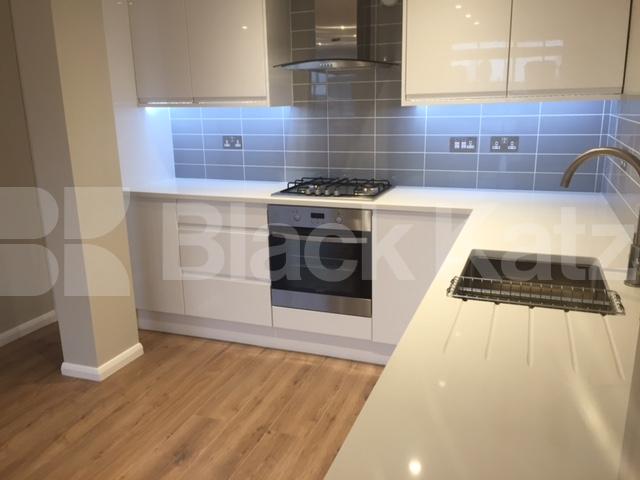 			New Instruction - Free admin and referencing for limited time only!, 2 Bedroom, 1 bath, 1 reception Apartment			 Dove Road, CANONBURY 