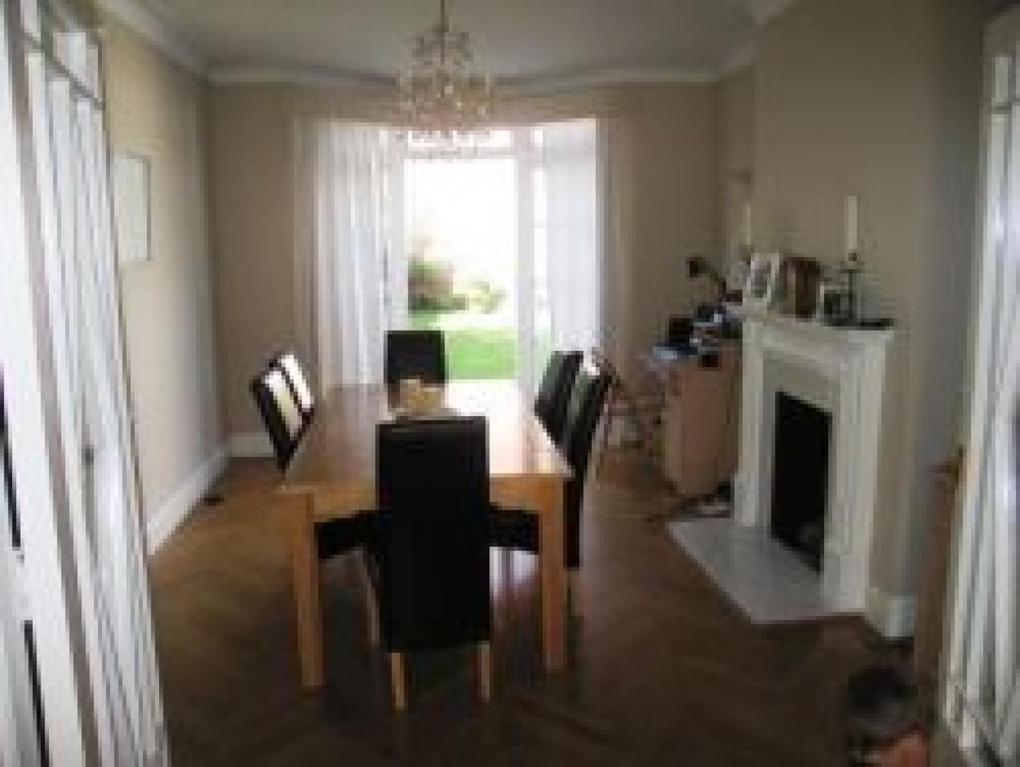 			4 Bedroom, 1 bath, 1 reception Flat			 Chelmsford Square, KENSAL GREEN