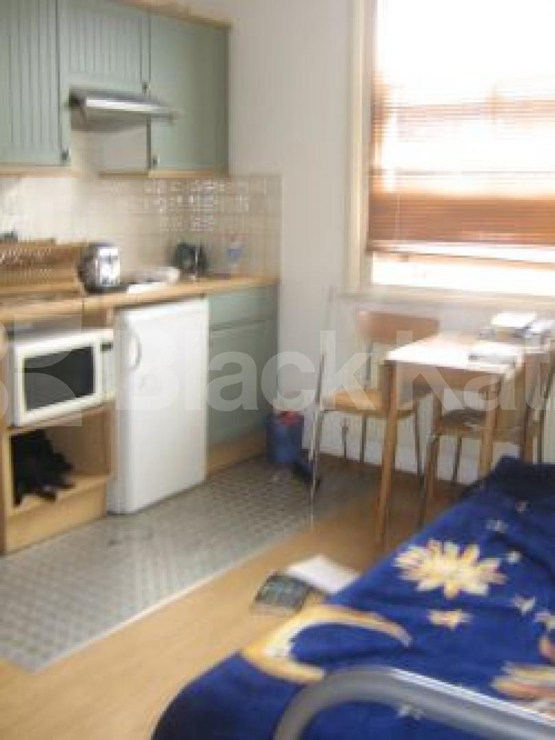 			NEW INSTRUCTION, Studio Apartment, 1 bath, 1 reception Flat			 Ladbroke Grove, Ladbroke Grove