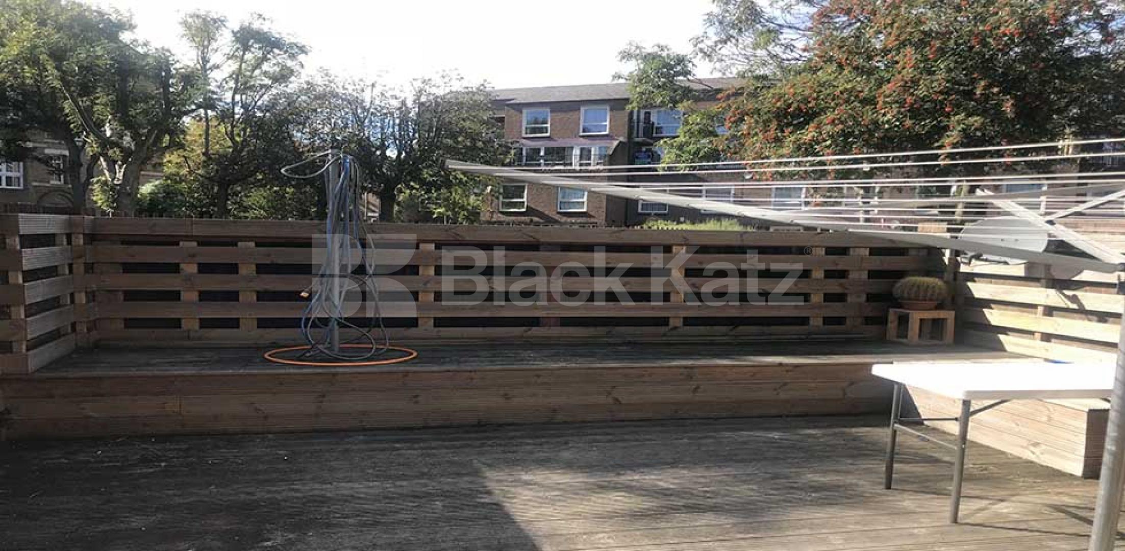 			NEW INSTRUCTION, 4 Bedroom, 1 bath, 1 reception Apartment			 Prioress Street, Borough 