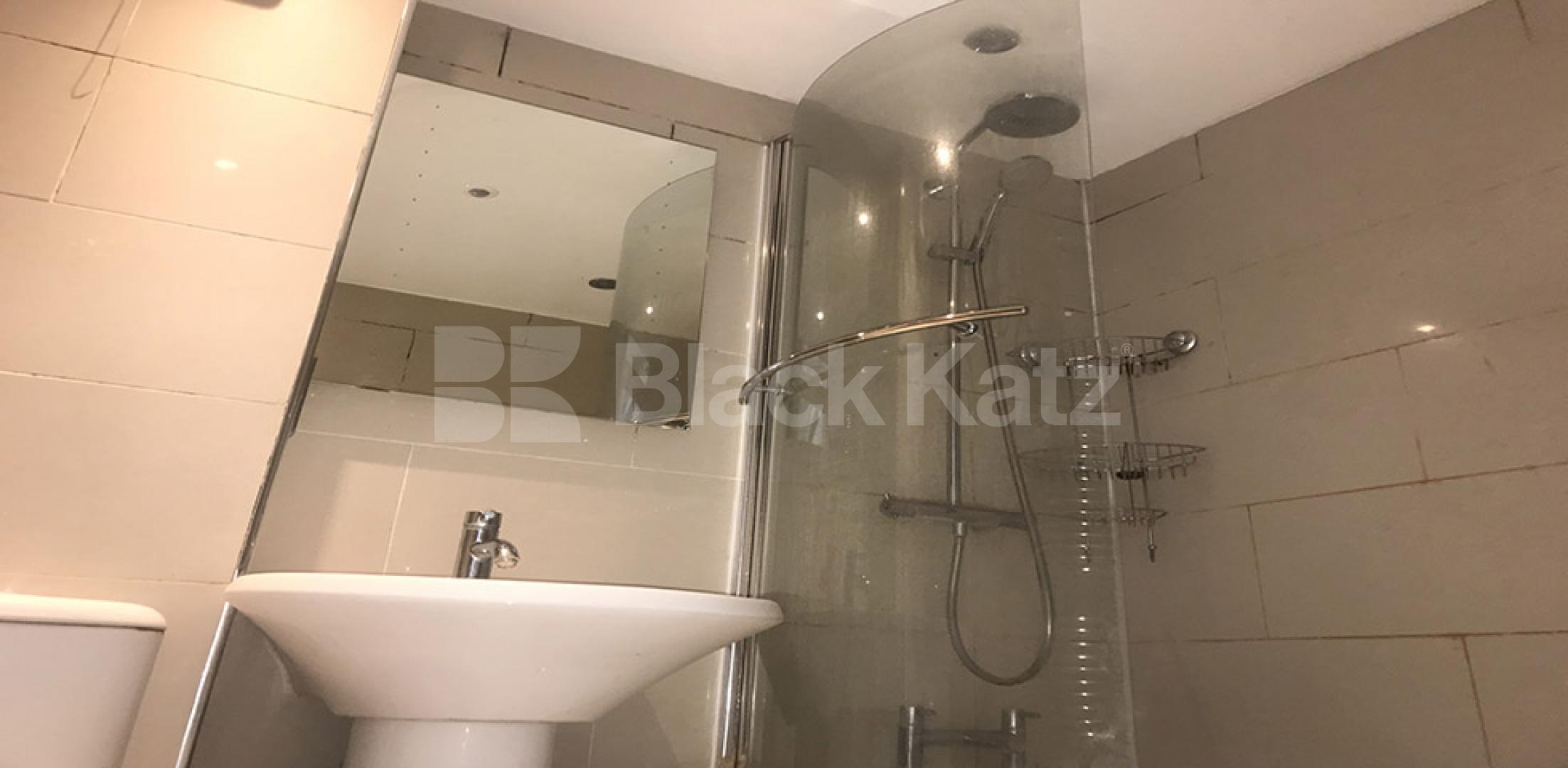 			NEW INSTRUCTION, 4 Bedroom, 1 bath, 1 reception Apartment			 Prioress Street, Borough 