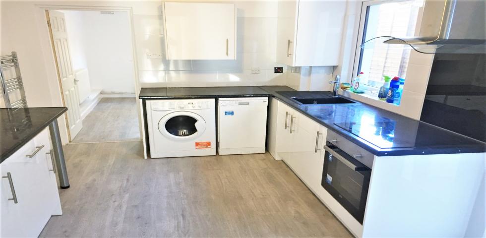 			2 Bedroom, 1 bath, 1 reception Flat			 Loveridge Road, WEST HAMPSTEAD