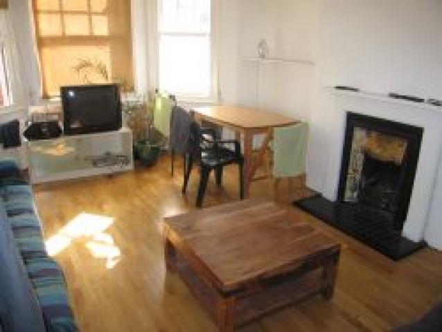 			NEW INSTRUCTION, 3 Bedroom, 1 bath, 1 reception Flat			 Brondesbury Park, BRONDESBURY