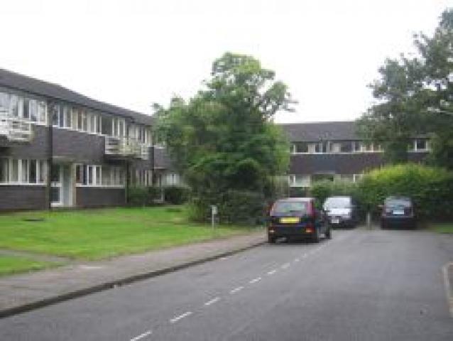 			Superb Vaue for money, 2 Bedroom, 1 bath, 1 reception Flat			 Park Gate, EAST FINCHLEY N2