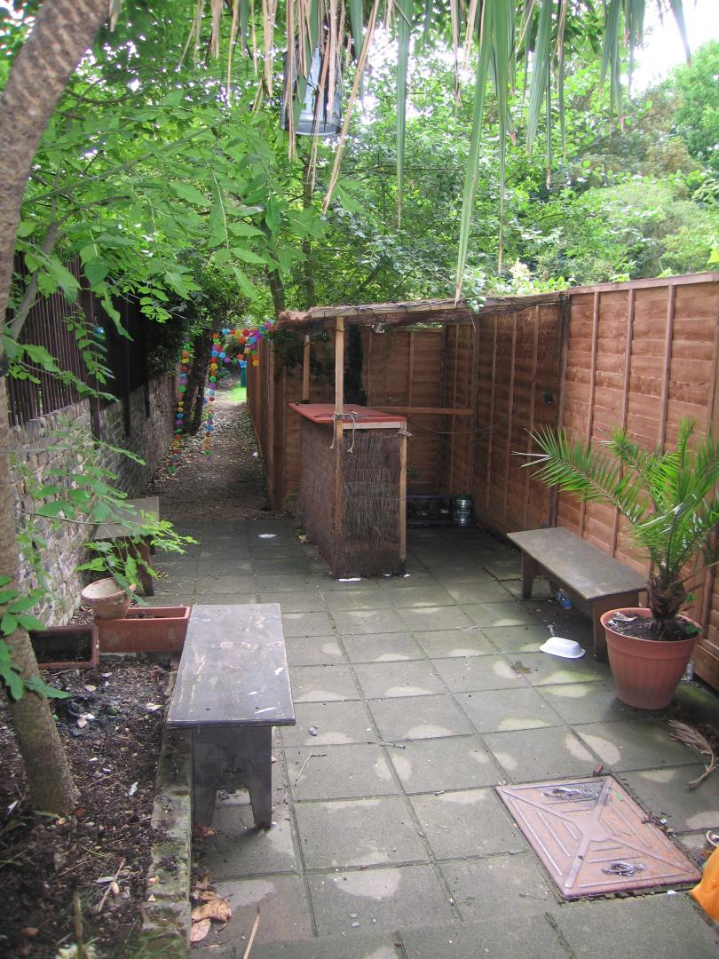 			3 Bedroom, 1 bath, 1 reception Flat			 Christchurch Ave, KILBURN/BRONDESBURY