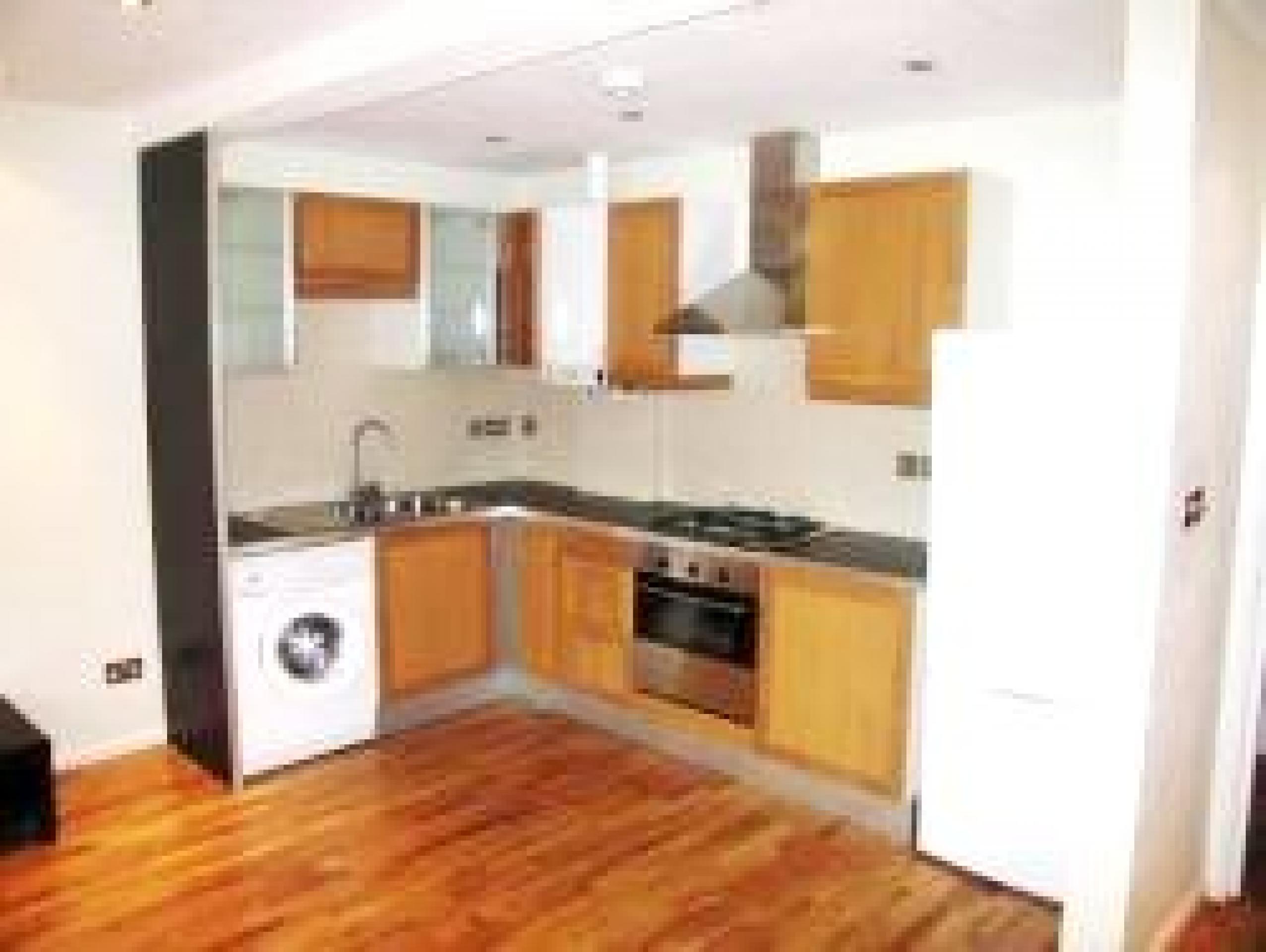 			NEW INSTRUCTION, 3 Bedroom, 1 bath, 1 reception Flat			 Portnall Road, QUEENS PARK W9