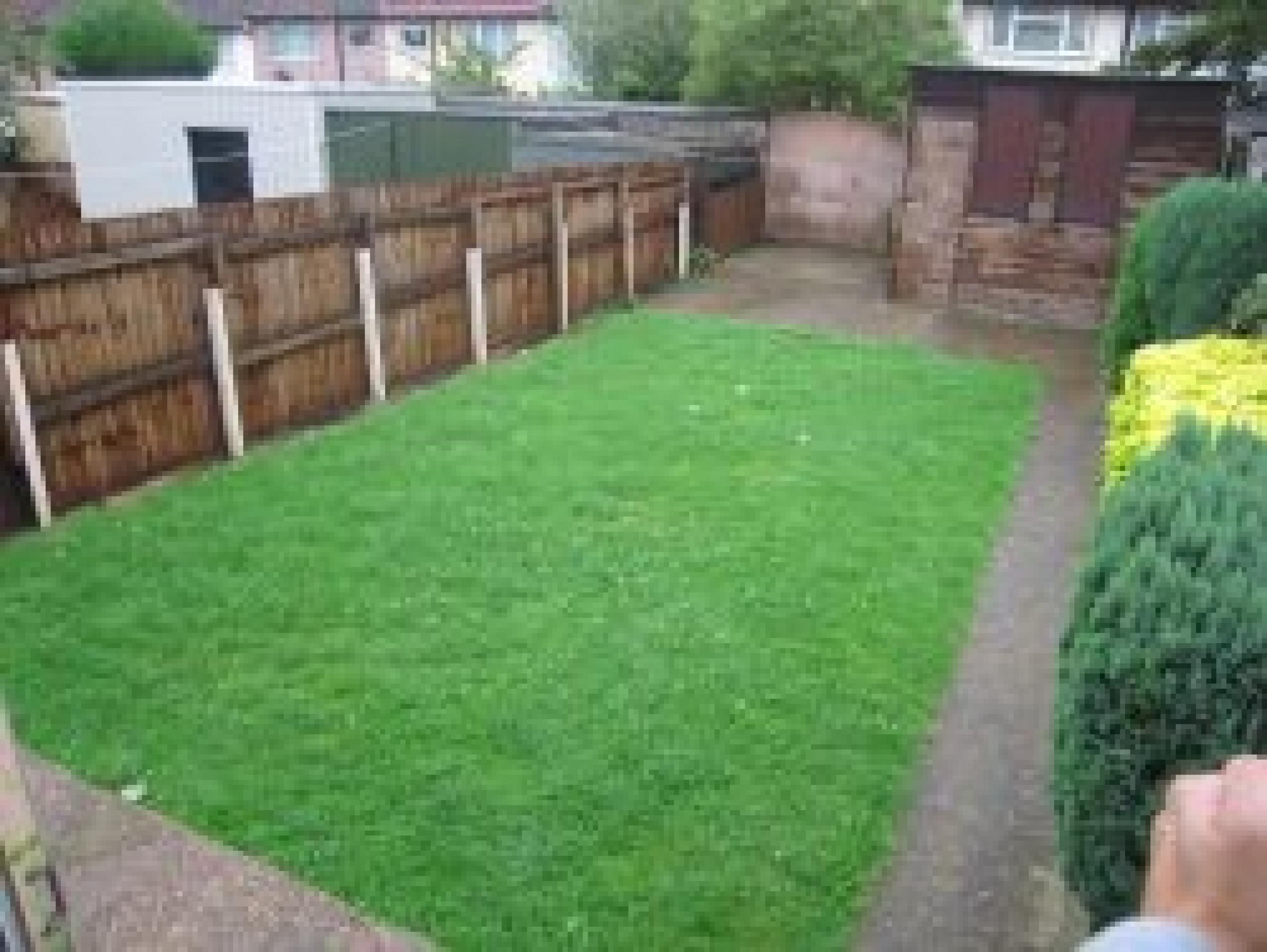 			NEW INSTRUCTION, 3 Bedroom, 1 bath, 1 reception Flat			 Review Rd, NEASDEN NW2