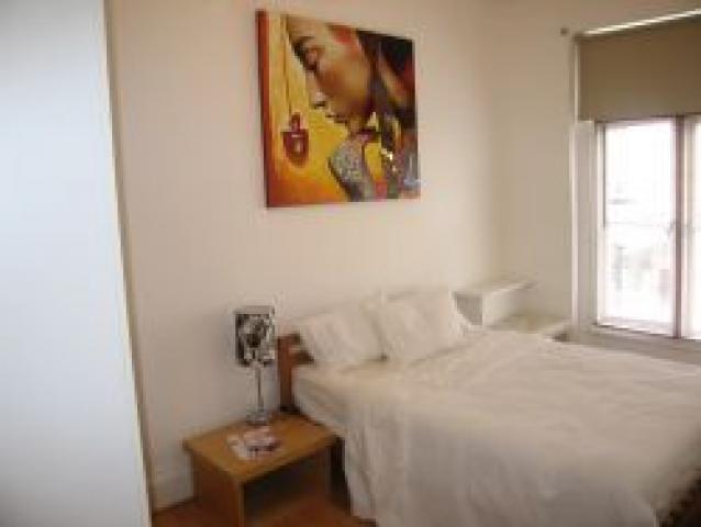 			NEW INSTRUCTION, 2 Bedroom, 1 bath, 1 reception Flat			 Portobello Rd, LADBROKE GROVE