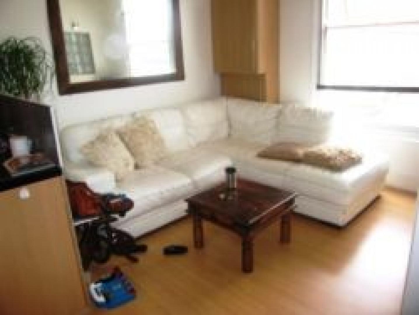 			NEW INSTRUCTION, 2 Bedroom, 1 bath, 1 reception Flat			 Portobello Rd, LADBROKE GROVE