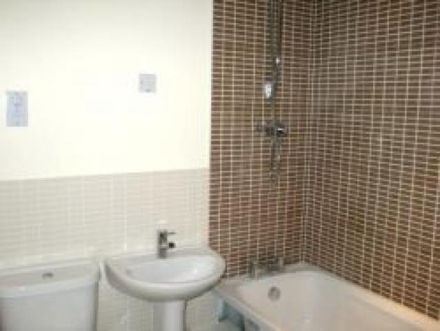 			Under refurbishment, 2 Bedroom, 1 bath, 1 reception Flat			 Fenstanton Avenue, NORTH FINCHLEY N12