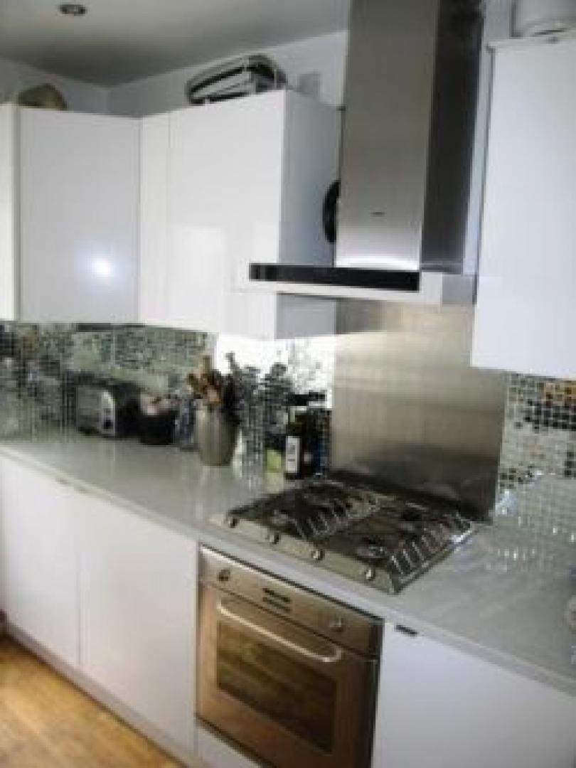 			2 Bedroom, 1 bath, 1 reception Flat			 Mortimer Road, KENSAL GREEN NW10