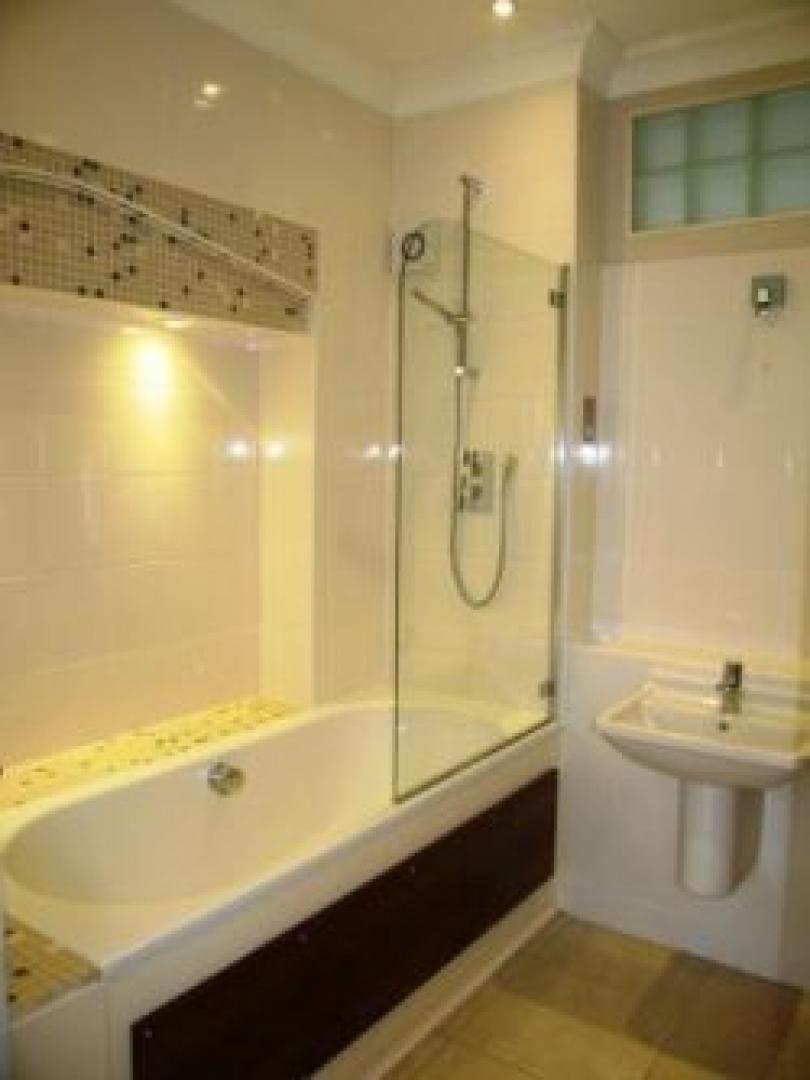 			5 Bedroom, 1 bath, 1 reception House			 West End Lane, WEST HAMPSTEAD NW6