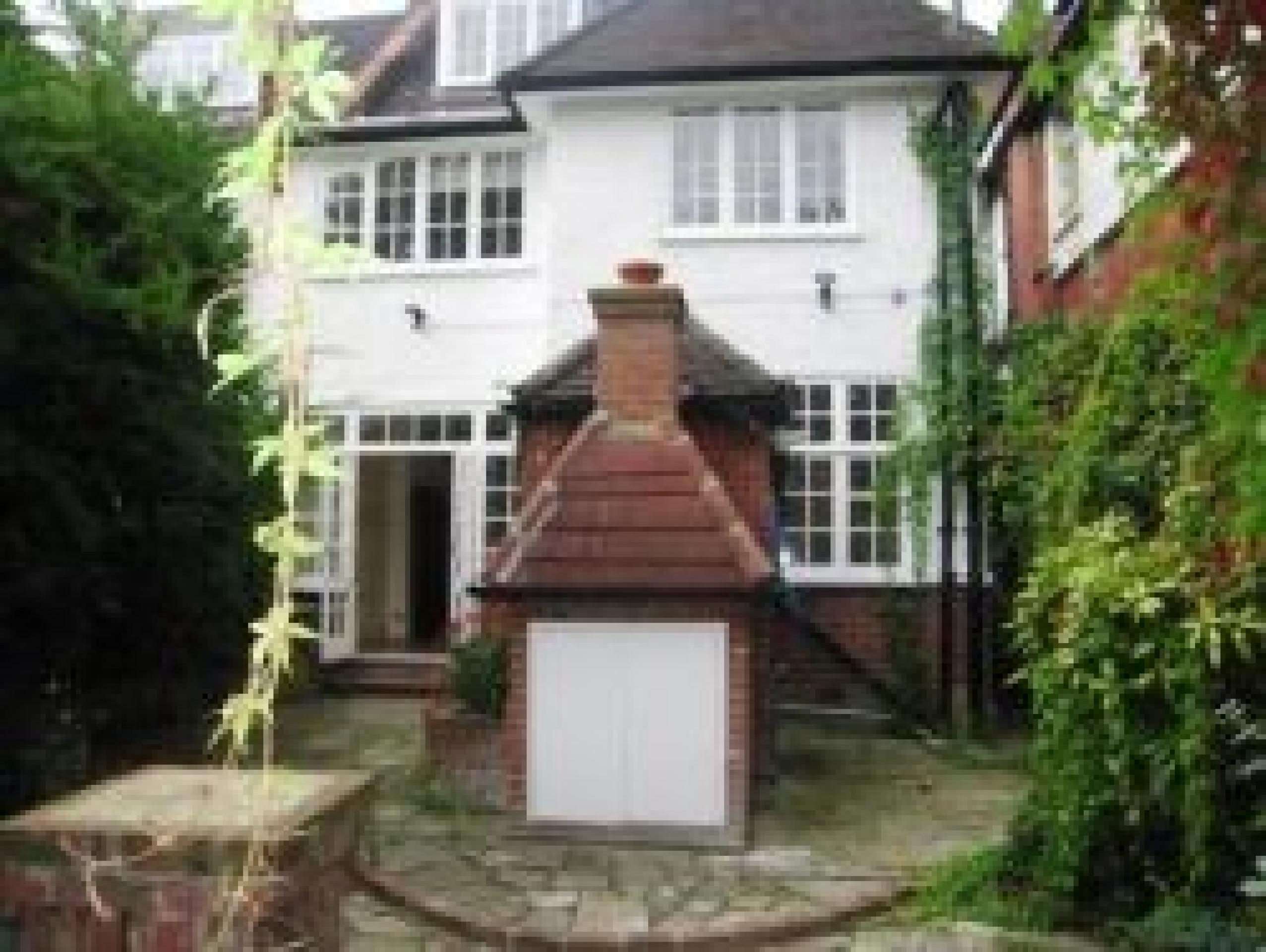 			5 Bedroom, 1 bath, 1 reception House			 West End Lane, WEST HAMPSTEAD NW6 NW6