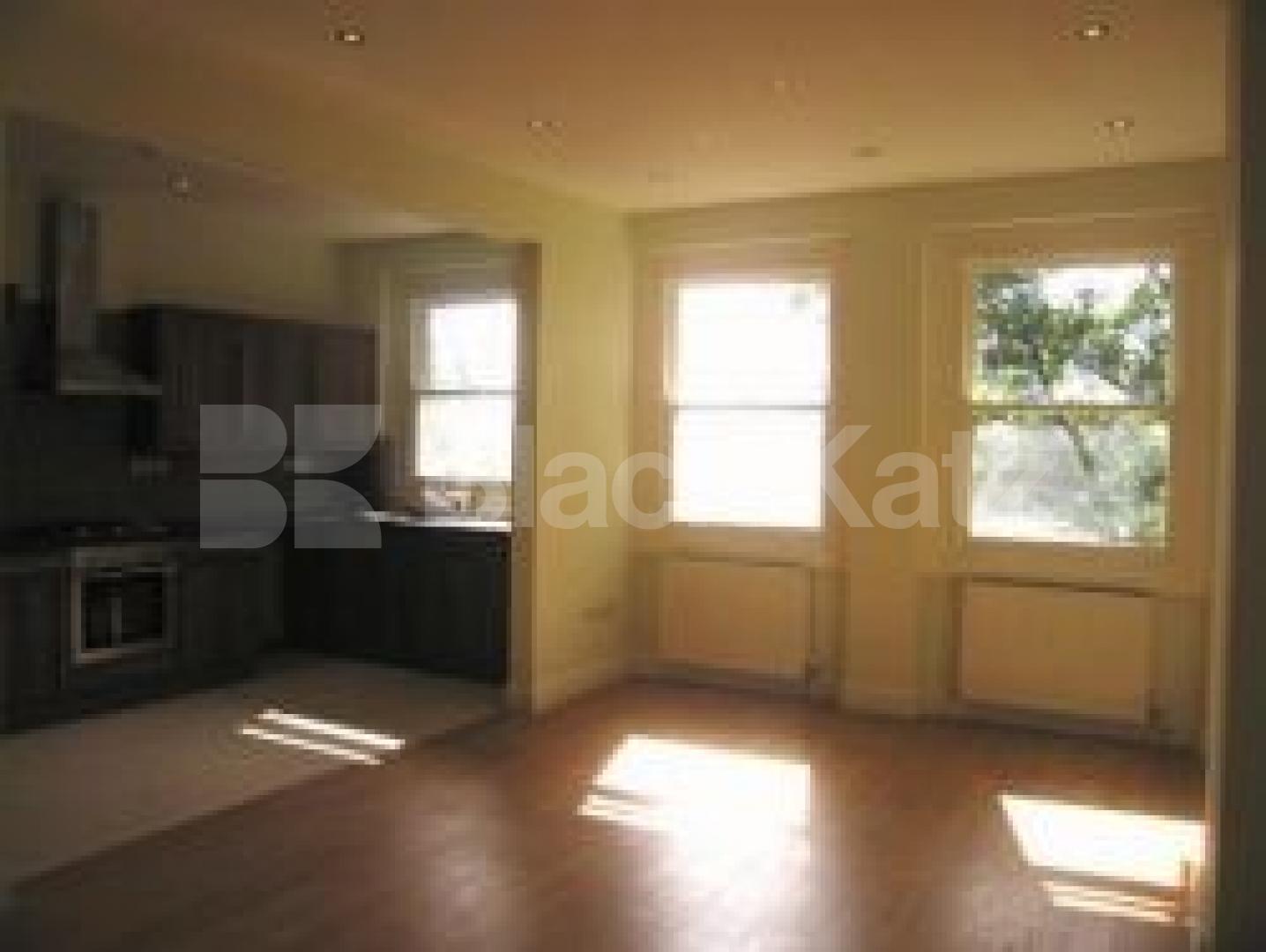 			4 Bedroom, 1 bath, 1 reception Flat			 Fellows Road, SWISS COTTAGE/BELSIZE PARK