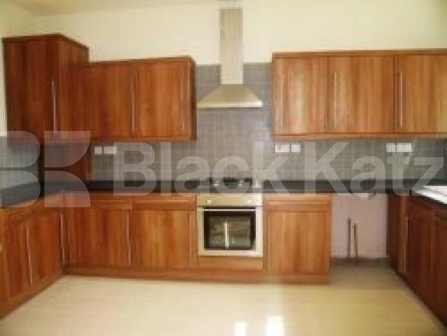 			4 Bedroom, 1 bath, 1 reception Flat			 Fellows Road, SWISS COTTAGE/BELSIZE PARK