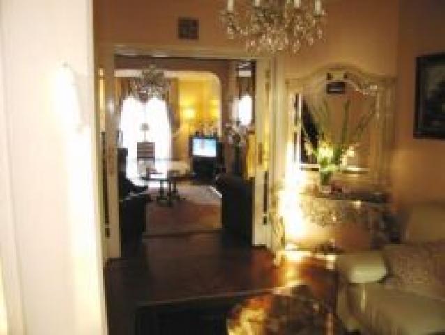 			5 Bedroom, 1 bath, 1 reception Flat			 Chelmsford Square, KENSAL GREEN NW10