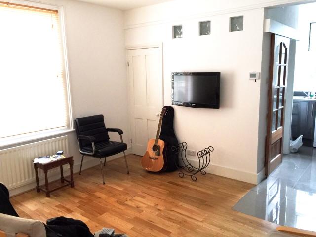 			NEW INSTRUCTION, 4 Bedroom, 1 bath, 1 reception Flat			 Wotton Road, Cricklewood