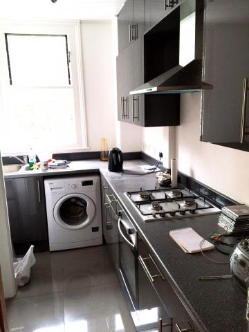 			NEW INSTRUCTION, 4 Bedroom, 1 bath, 1 reception Flat			 Wotton Road, Cricklewood