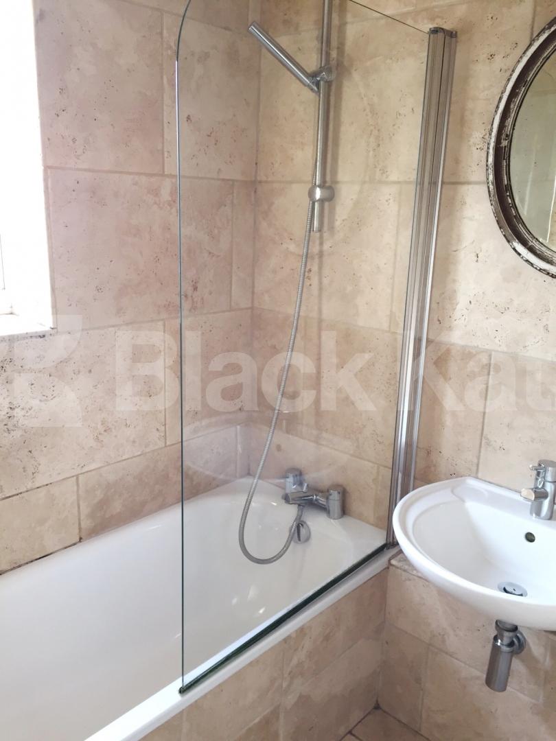 			NEW INSTRUCTION, 5 Bedroom, 1 bath, 1 reception House			 Hoylake Road, East Acton